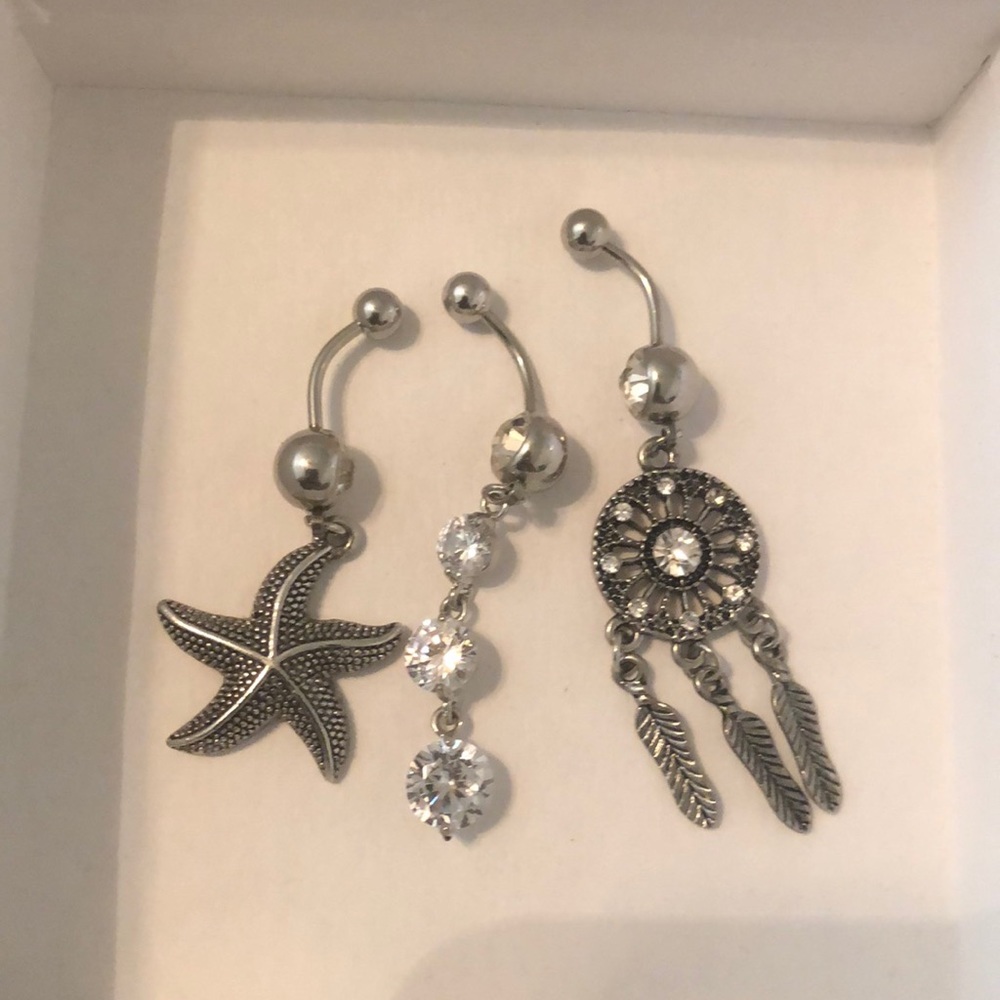Belly button rings never been worn.